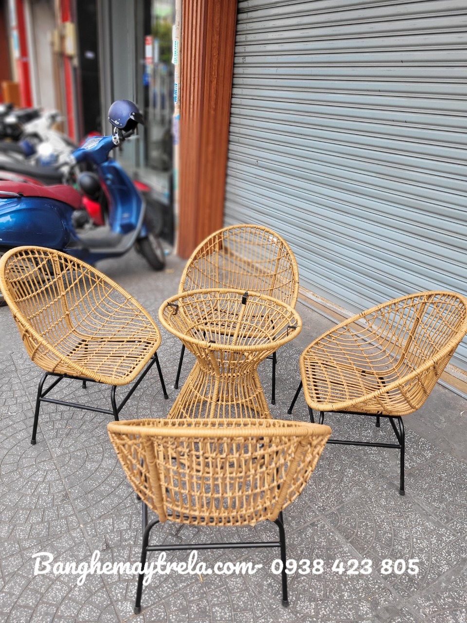 Bàn ghế mây nhựa ngoài trời